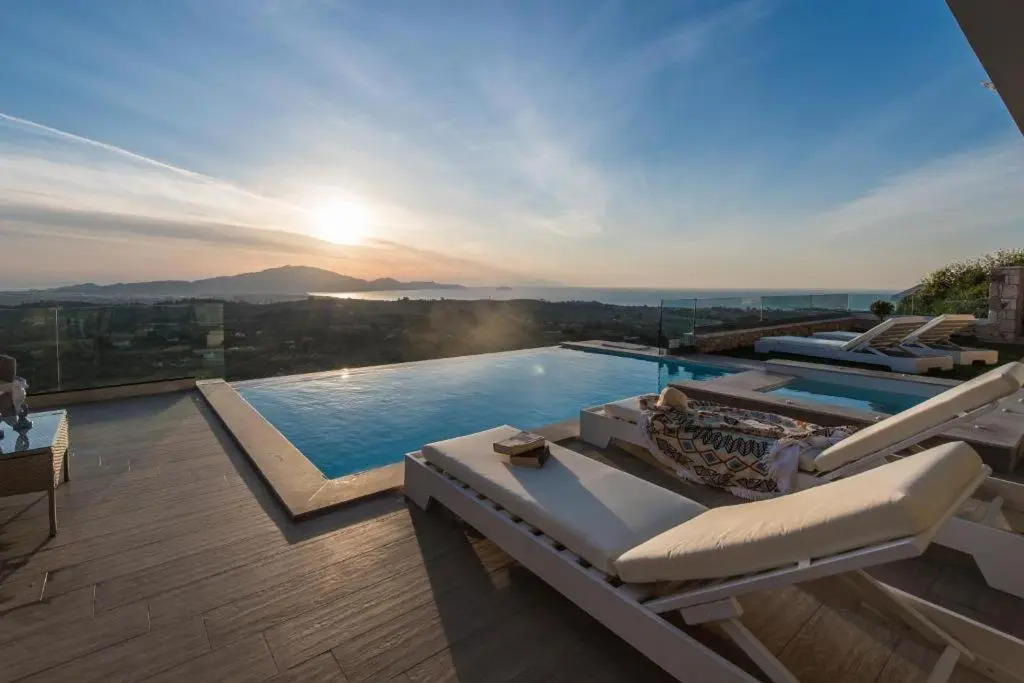 Pietra Caves Suites