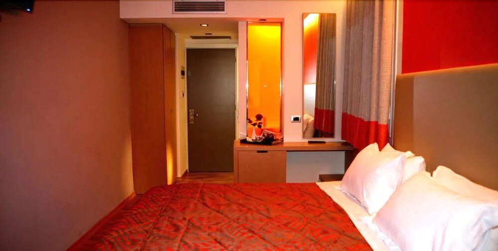 Victoria Hotel
