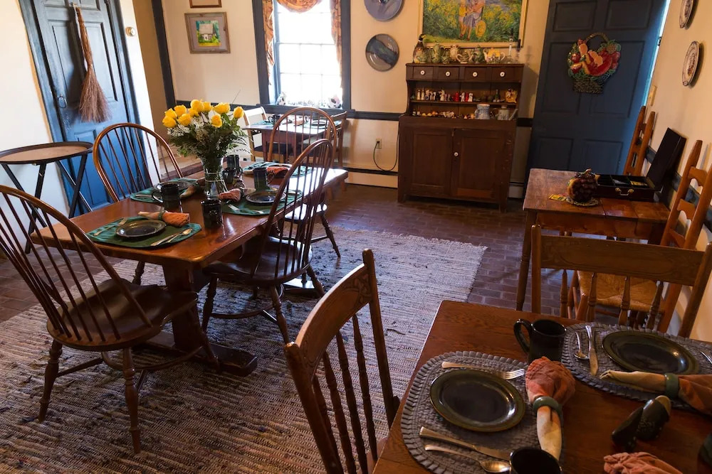 Inn at Mitchell House