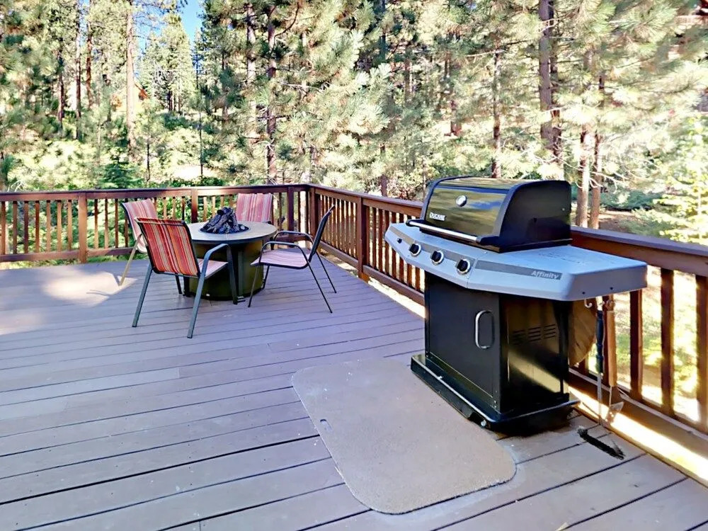 1857 High Meadow Trl Home 4 Bedrooms 2.5 Bathrooms Home
