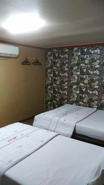 Gumi A Motel
