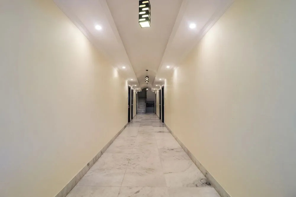 Oyo 28326 Hotel Siddhi Vinayak