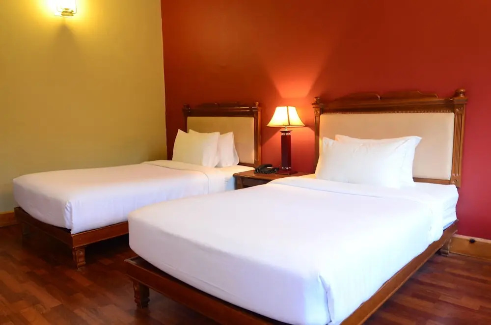 Himalayan Dragon'S Nest Hotel