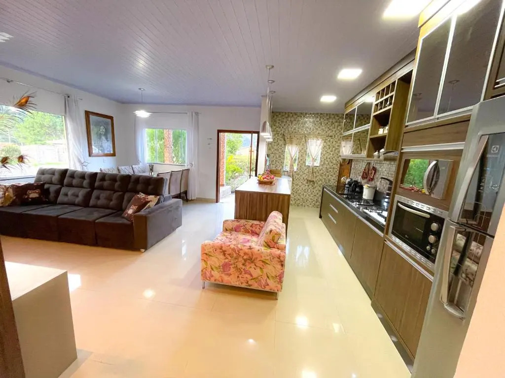Casa com 3 Suítes em Urubici