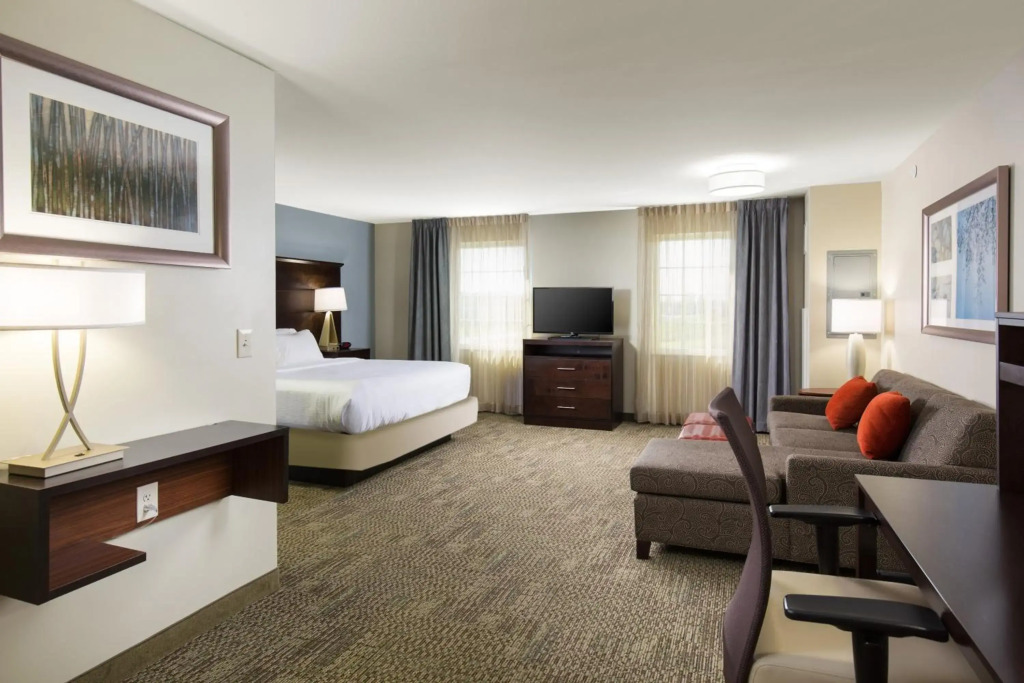 Staybridge Suites Toledo/Maumee by IHG
