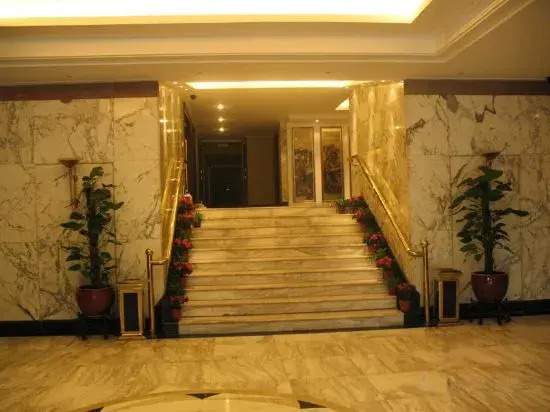 Yuanzheng Shennong Hotel
