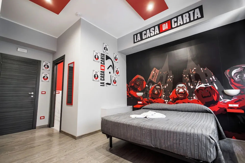 La Palazzata Urban Suites