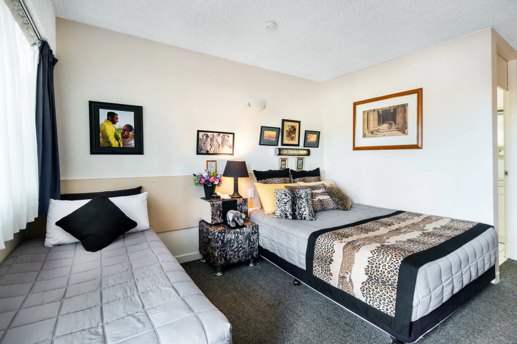 Airport Riverview Motel