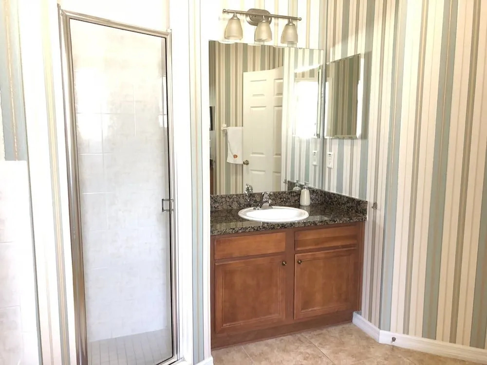Crystal Cove 4768