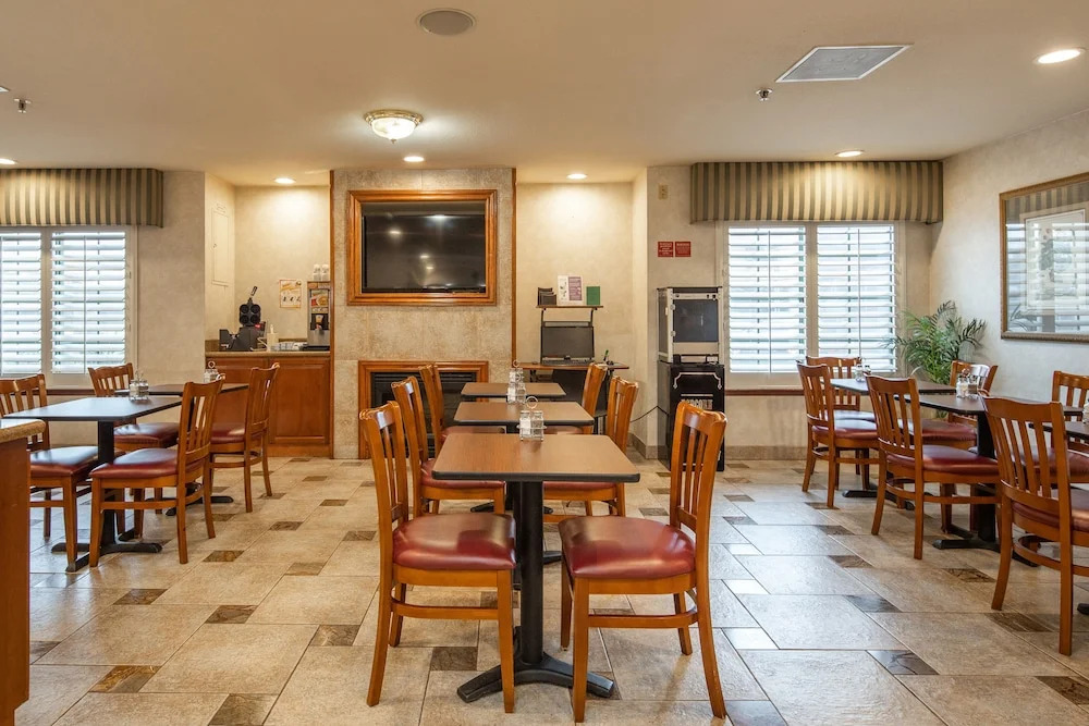 Atherton Park Inn and Suites