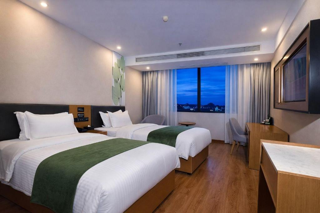 GreenTree Hotel (Kuixing Road, Fuyang high speed railway station)