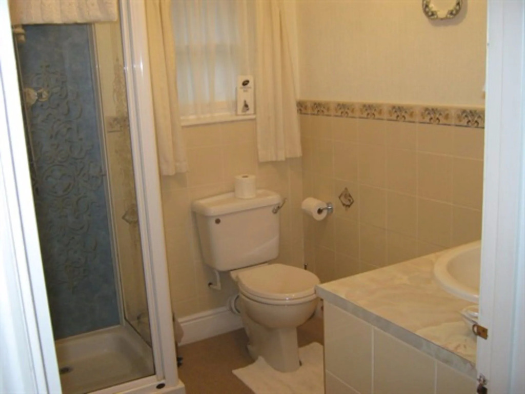 Dunedin Guest House