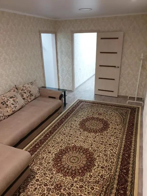 Apartment on Metallurgov 32