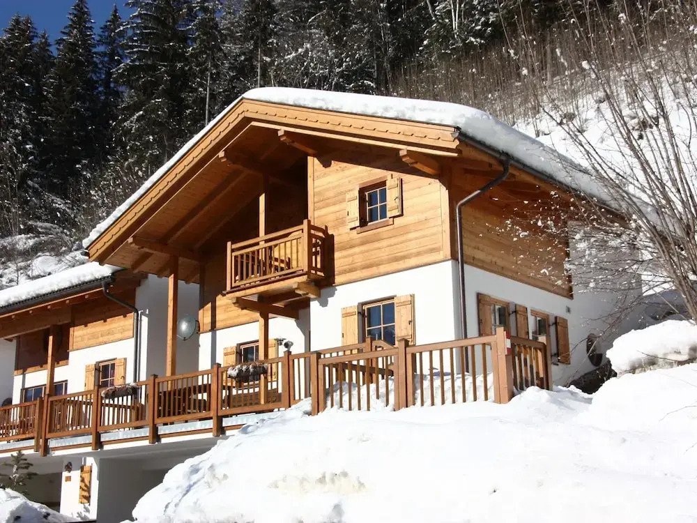 Chalet in Konigsleiten Near Ski Bus, Pool
