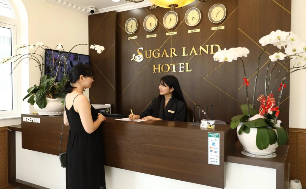 Sugar Land Villa Hotel
