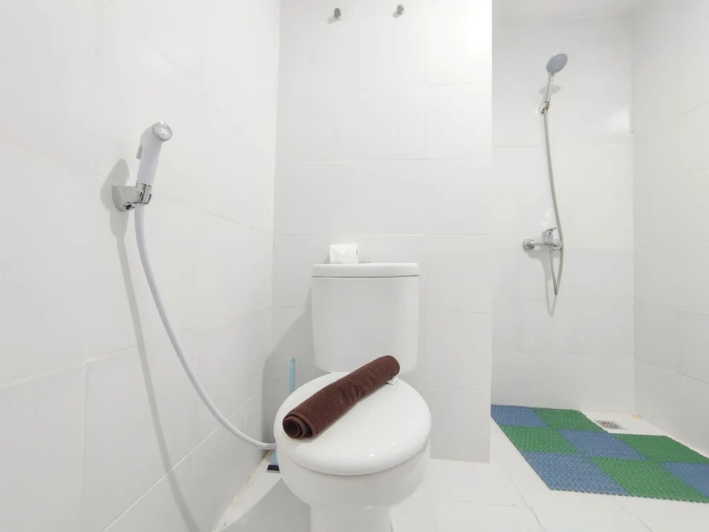 Good Deal 1Br At Paltrow City Apartment