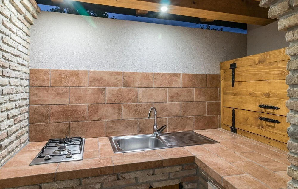Pet Friendly Home In Vodnjan