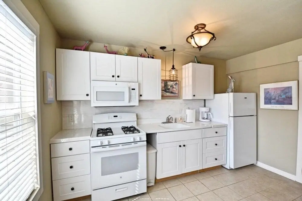 Elm Street Cottage