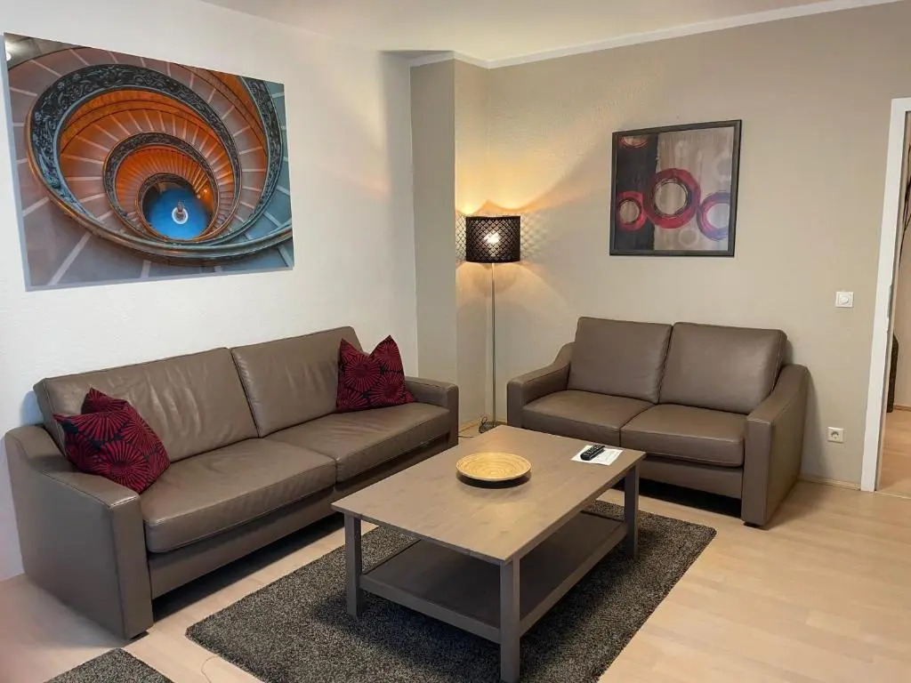 3-Room Karl-Heine