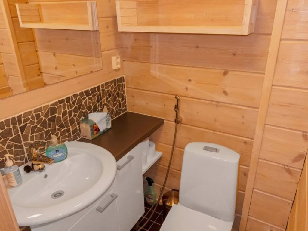 House  Salla