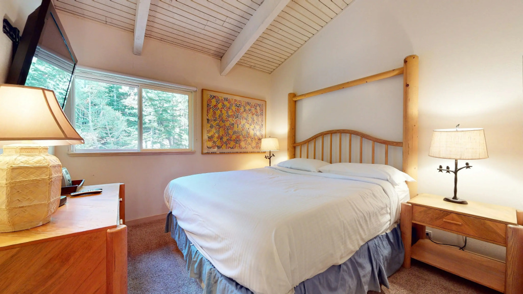 Mammoth West #115 Condo