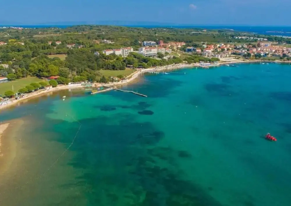 Studio Apartment, 250m From the Beach