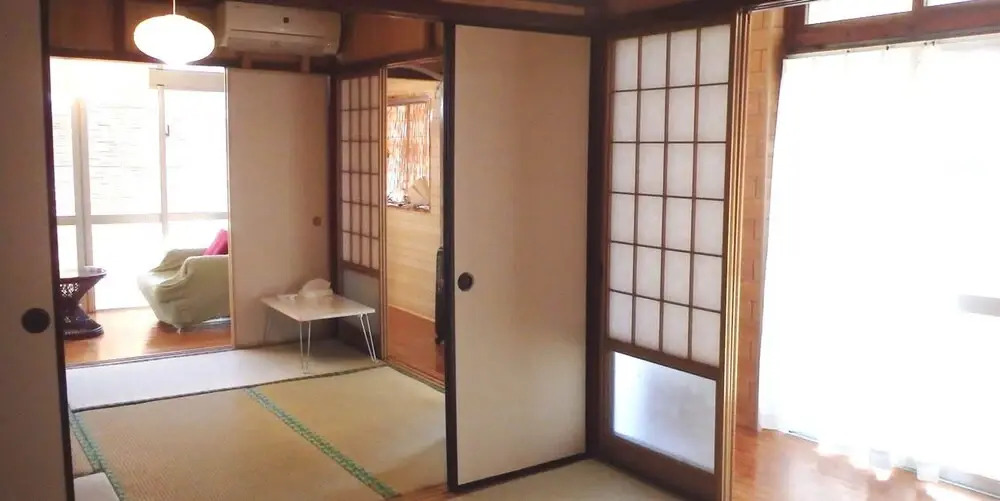Chura Akagawara
