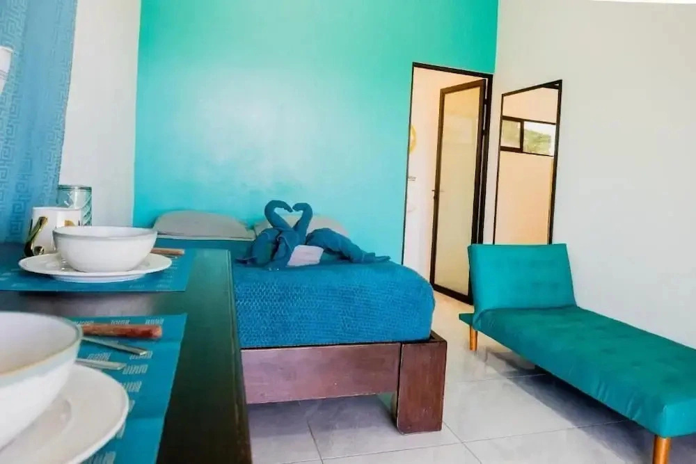 Oceans Breeze Apartment & Rooms