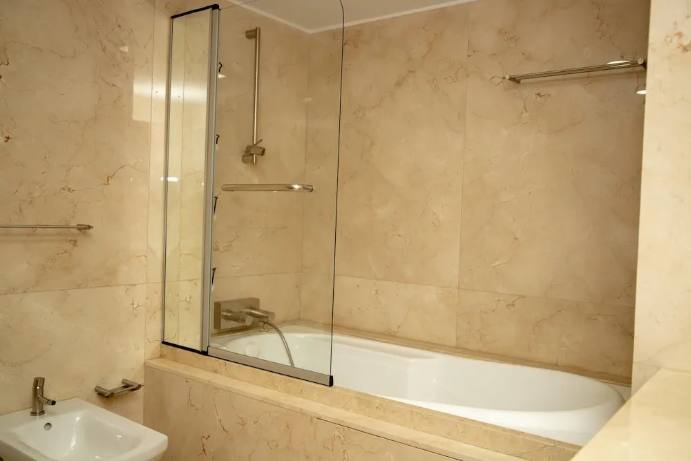 Spacious villa in Santo Tirso with private pool 850 m² and jacuzzi