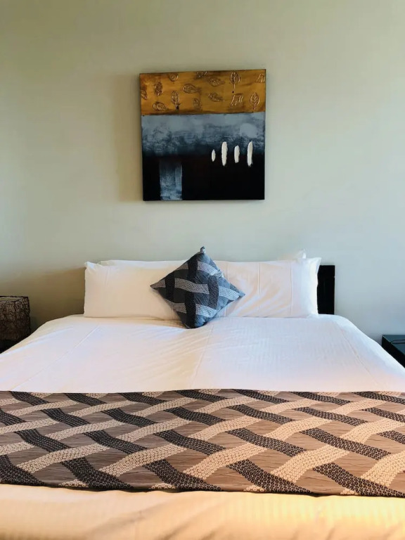 Astonishing Docklands View Deluxe Room
