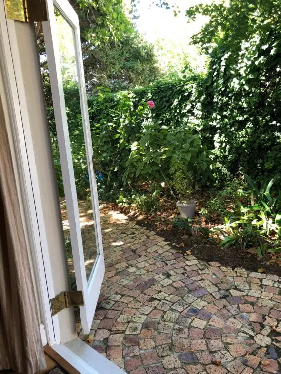 Catawba Guest suite - Leafy Constantia Cottages