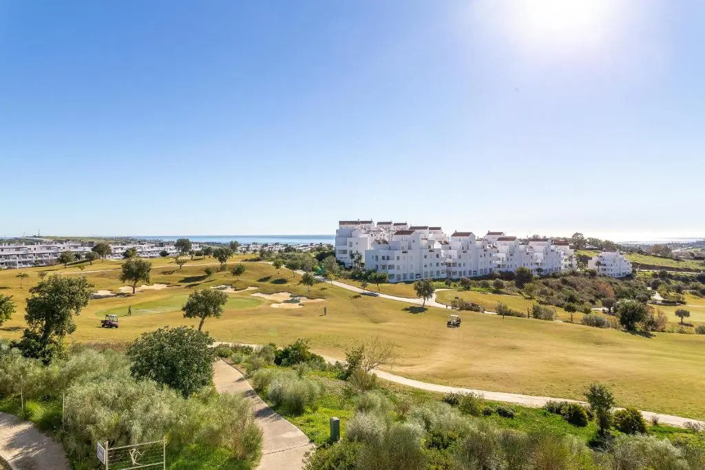 2266-Amazing newly furnished apt,on golf, sea view