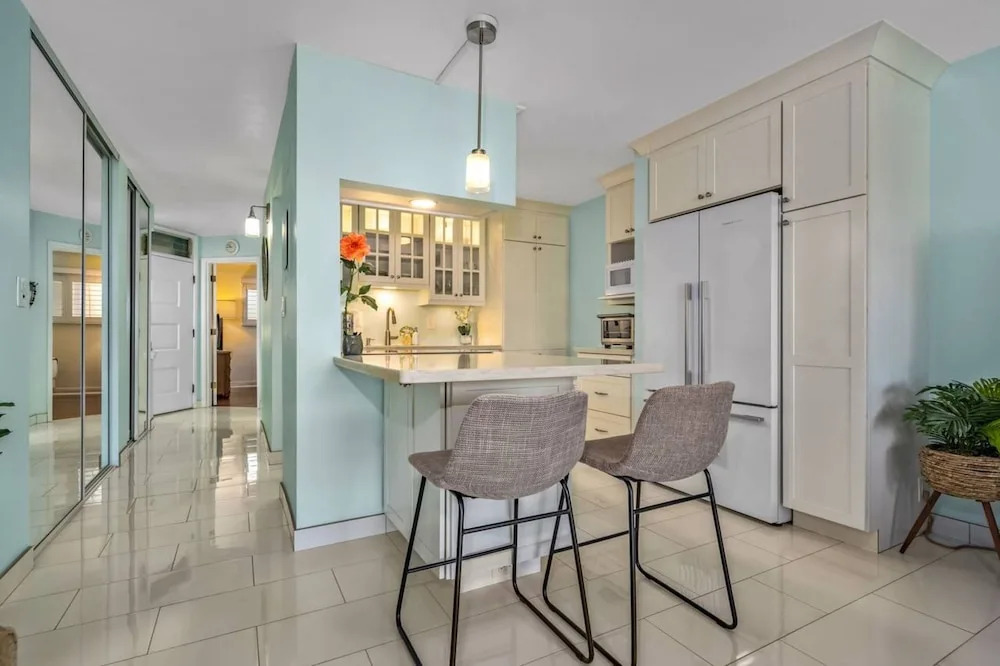 Kamaole Beach Royale 206 By Coldwell Banker Island Vacations