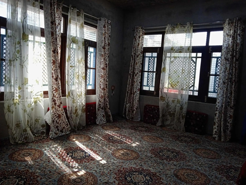 POP 92683 Tabasum Homestay