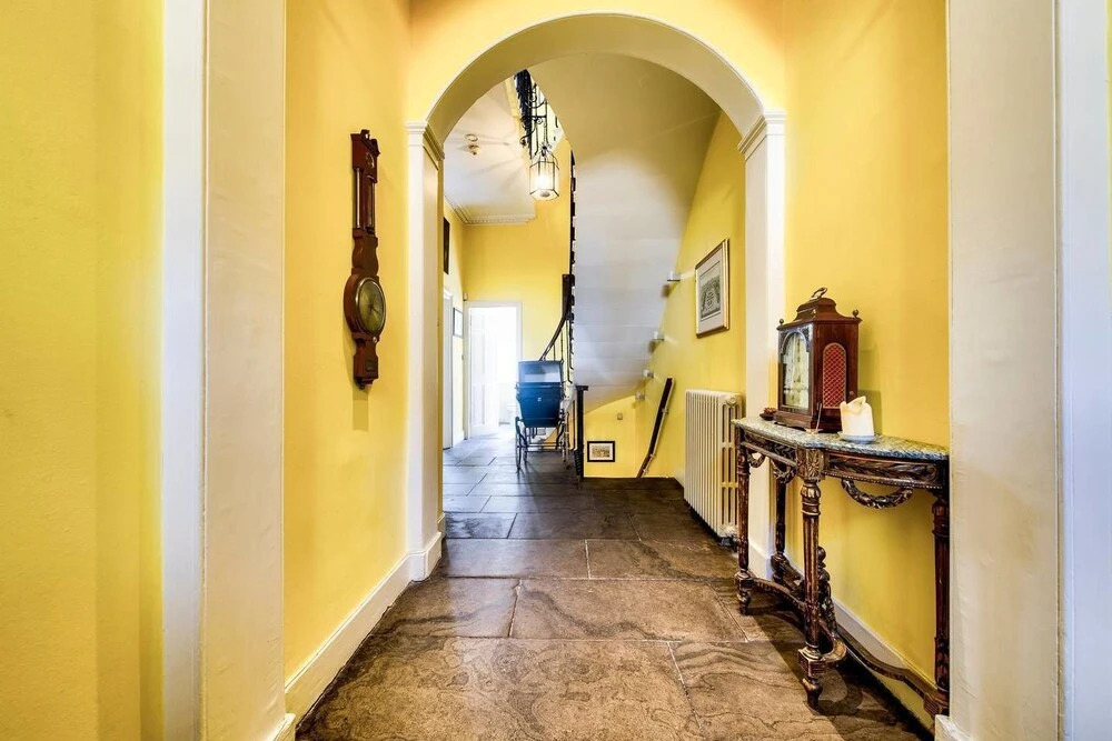 Historic City Centre Georgian Townhouse Free Parking And Garden