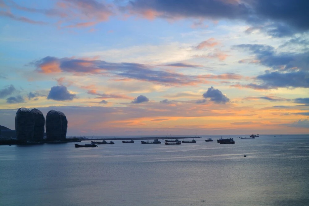 Sanya Canacoast Art Inn