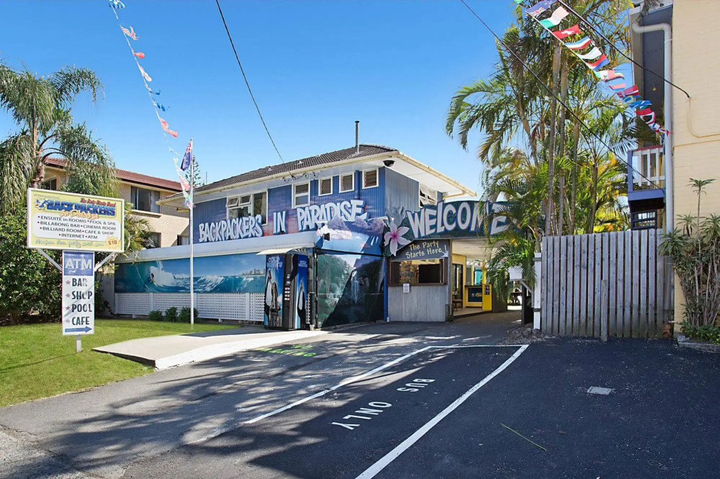 Backpackers In Paradise 18-35 Hostel