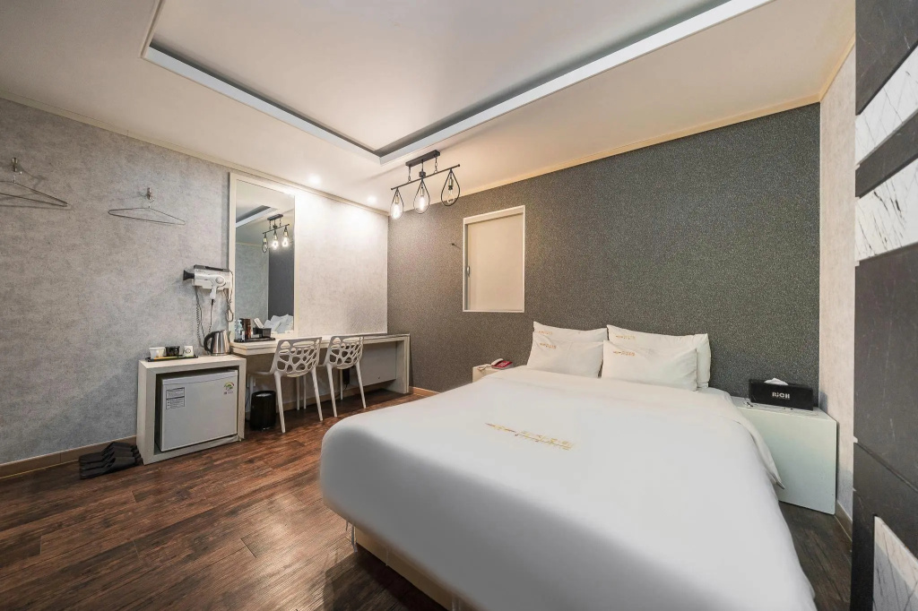Richi Hotel