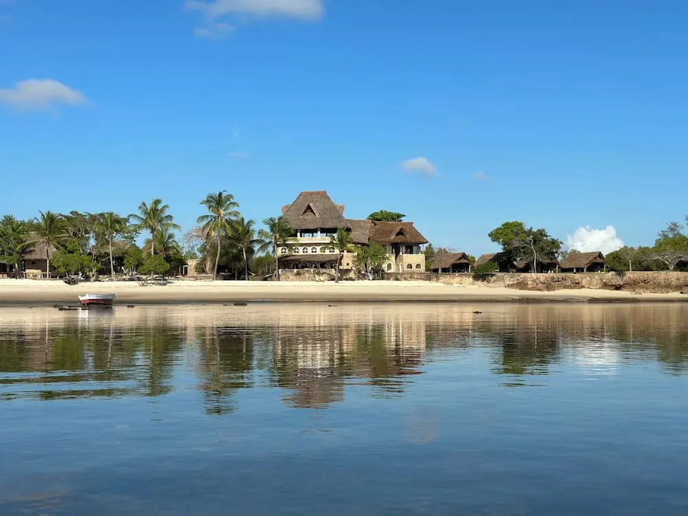Mwazaro Beach Lodge