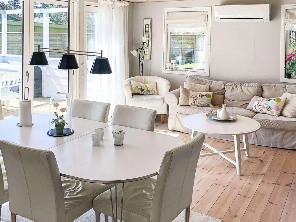 6 Person Holiday Home in Vaeggerlose