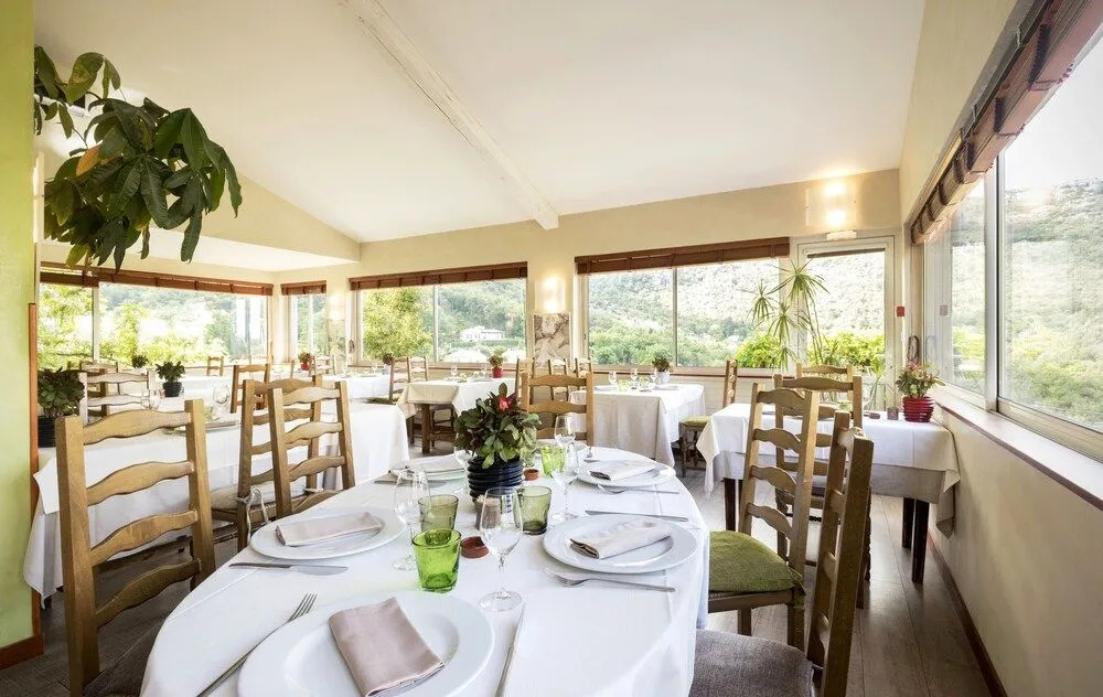 Logis Hotel Restaurant Le Grand Puech