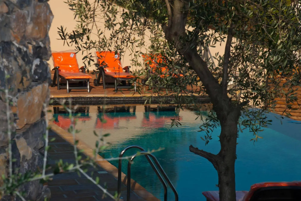 Miramare Apartments&Suites