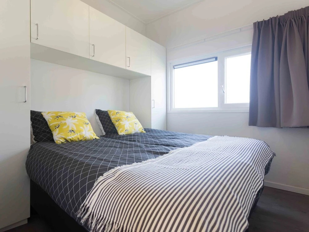 Modern chalet with dishwasher, only 18 km. from Rotterdam