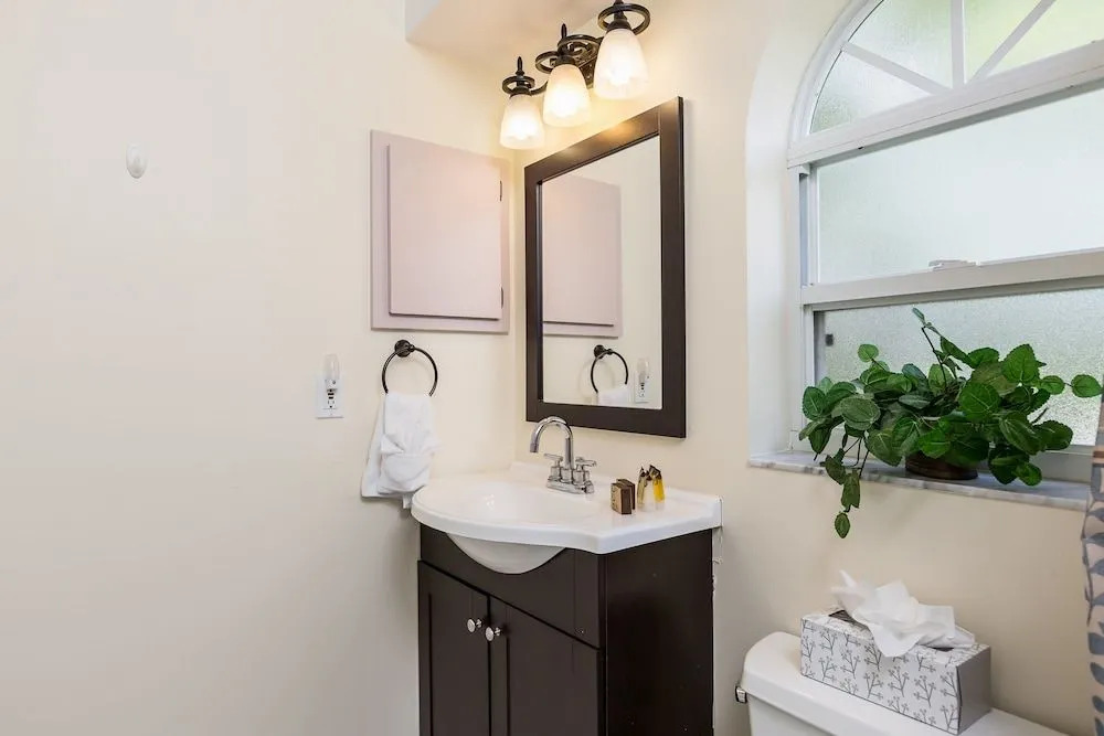 144 Gulf Island Dr Home