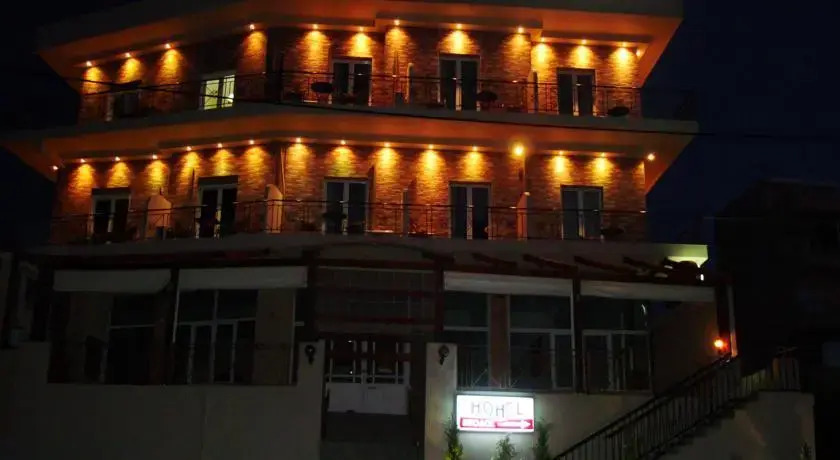 Hotel Akrogiali