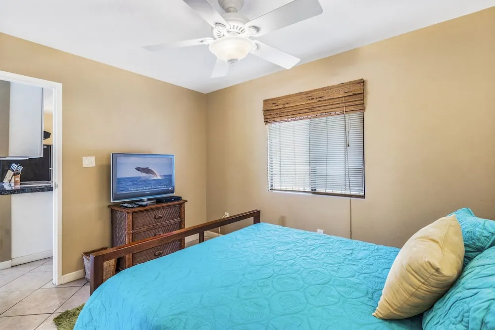 Hale Aloha 2 Bedroom Condo
