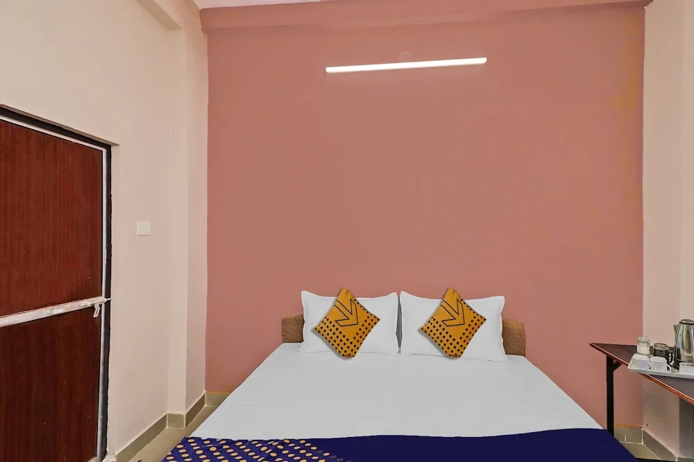 Shivram Hotel by OYO Rooms