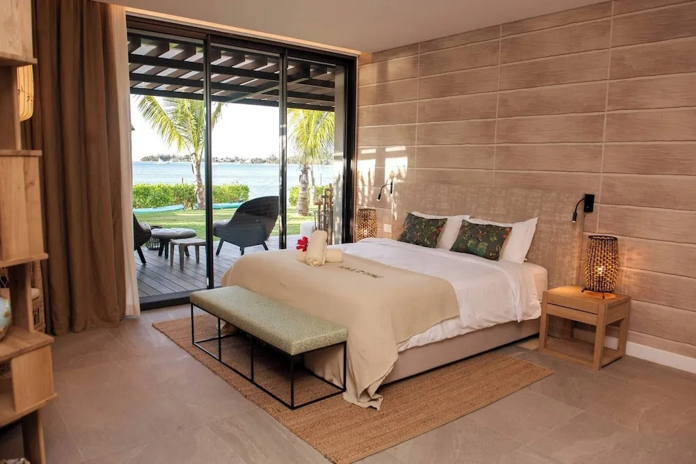 Beach Villa Soggy Dollar