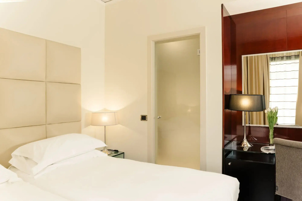 Cosmopolitan Hotel