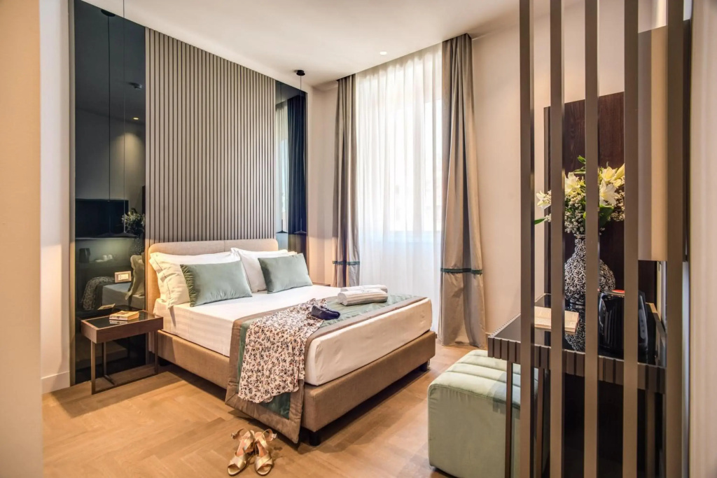 Hotel 77 Seventy-Seven - Maison DArt Collection